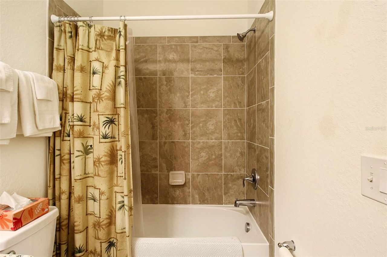 17006 Vardon Terrace, Unit 406, Bradenton, FL 34211 Photo