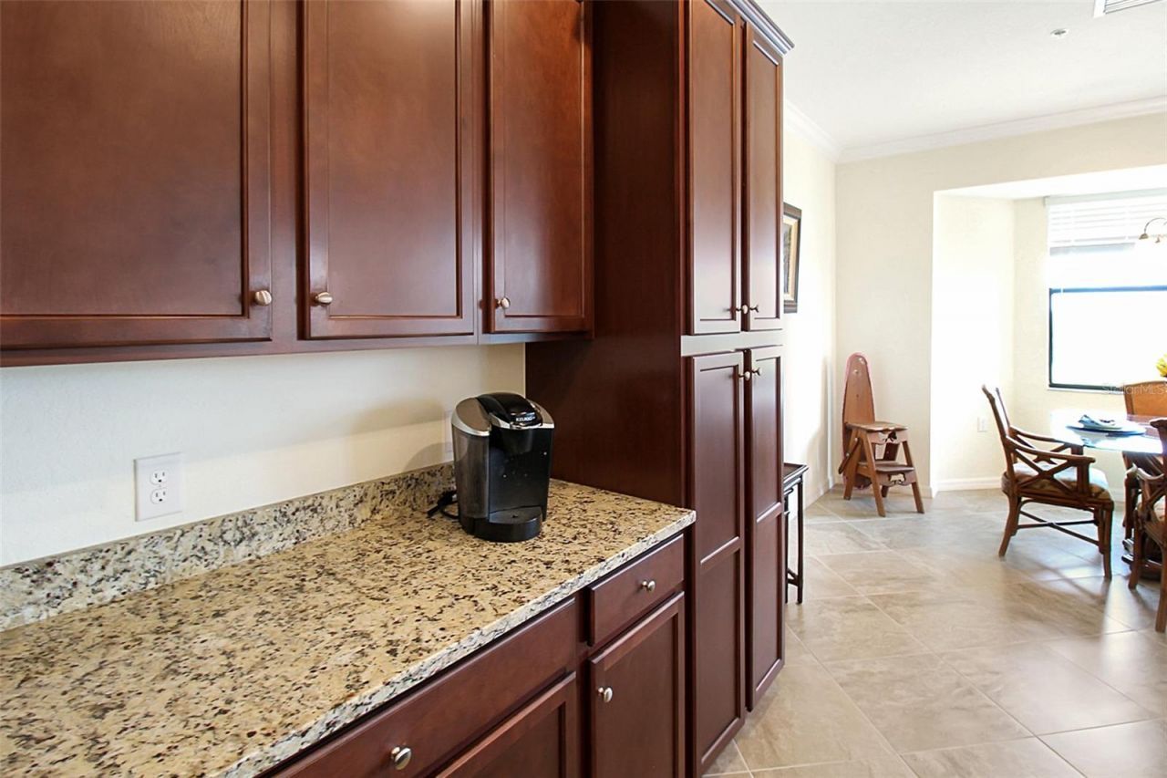 17006 Vardon Terrace, Unit 406, Bradenton, FL 34211 Photo