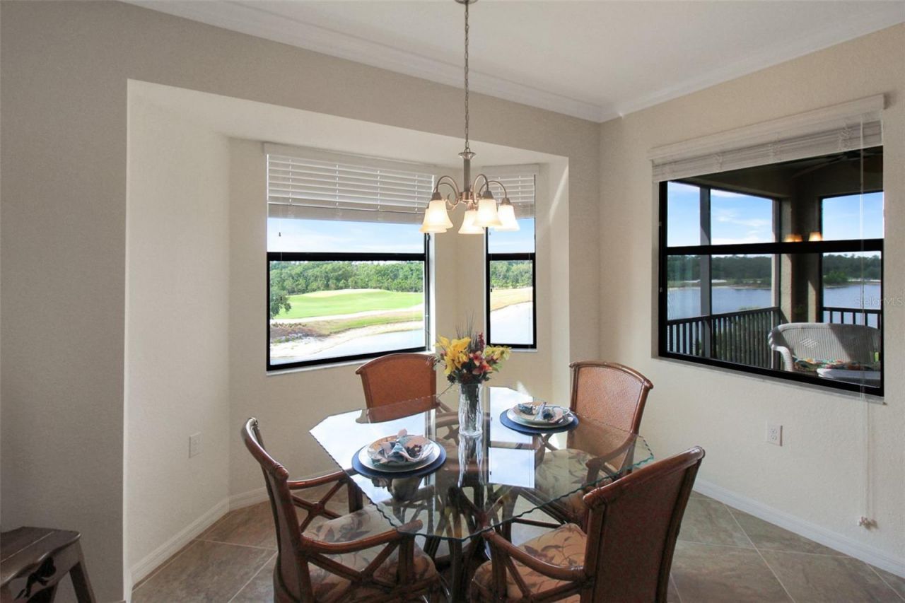 17006 Vardon Terrace, Unit 406, Bradenton, FL 34211 Photo