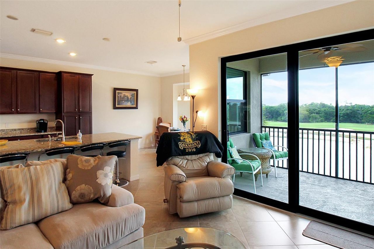 17006 Vardon Terrace, Unit 406, Bradenton, FL 34211 Photo