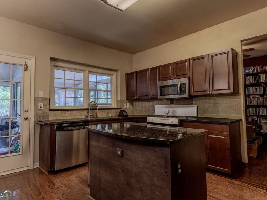 Property Image 31