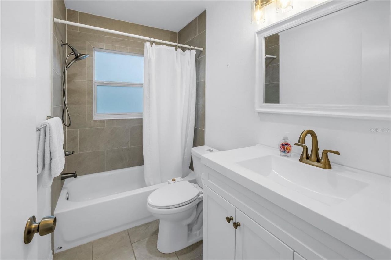 6195 28th Avenue N, Saint Petersburg, FL 33710 Photo