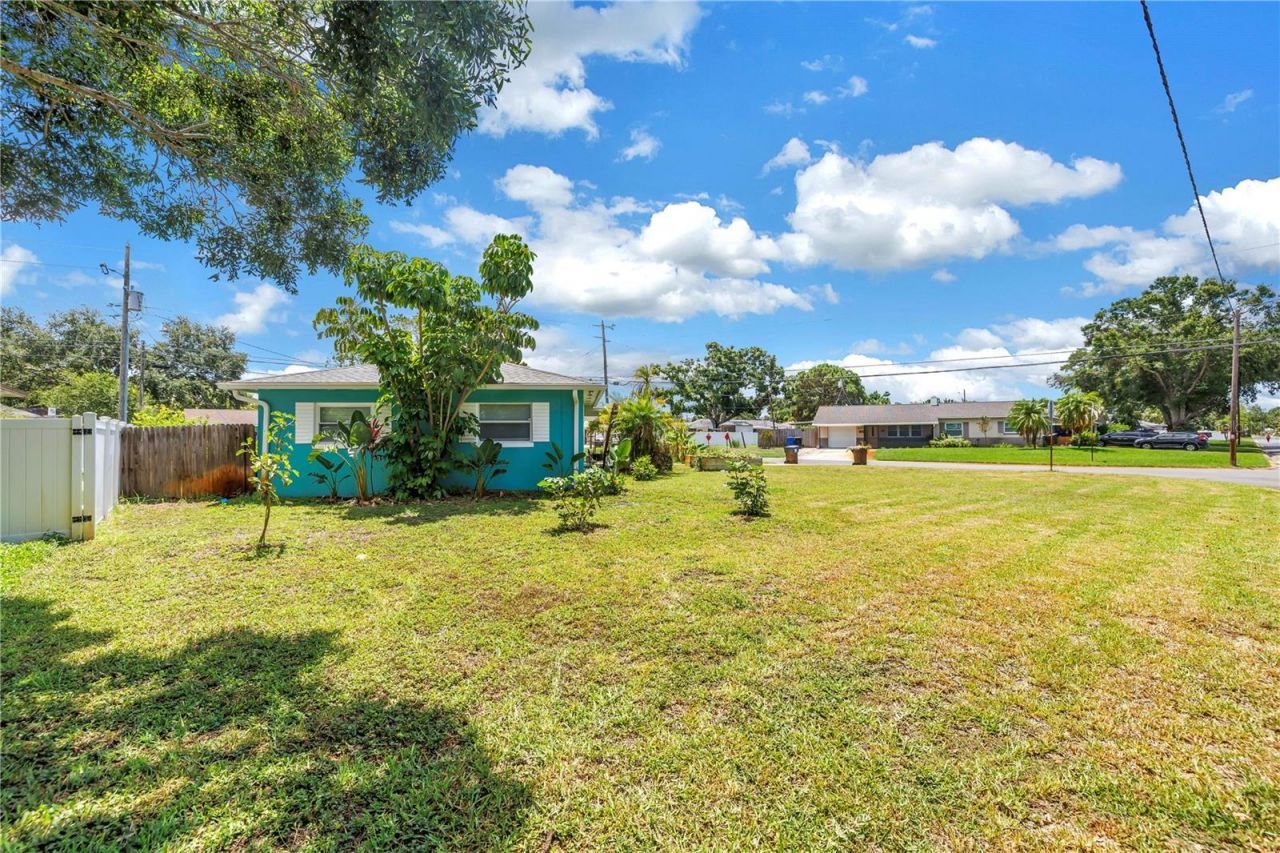 6195 28th Avenue N, Saint Petersburg, FL 33710 Photo