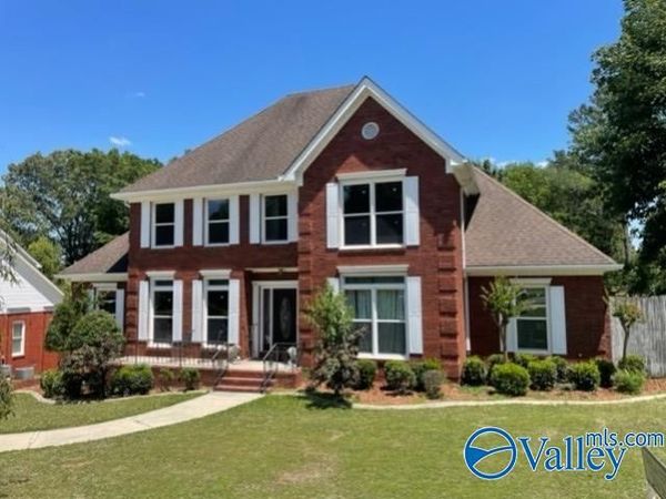 3318 Cedarhurst Drive SW, Decatur, AL 35603