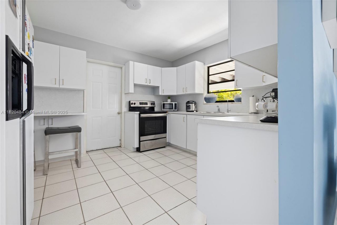 23421 SW 217th Ave, Homestead, FL 33031 Photo