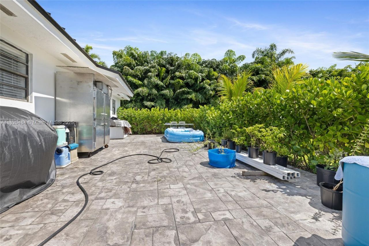 23421 SW 217th Ave, Homestead, FL 33031 Photo