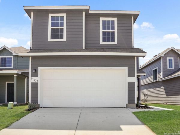 13620 Helton Pass, St Hedwig, TX 78152