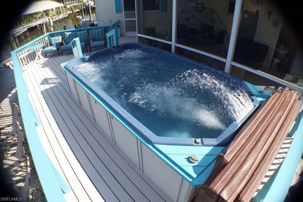 3140 Binnacle Ln, Saint James City, FL 33956 Photo