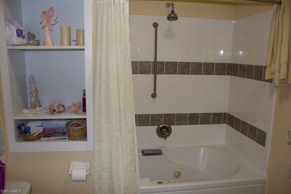 3140 Binnacle Ln, Saint James City, FL 33956 Photo