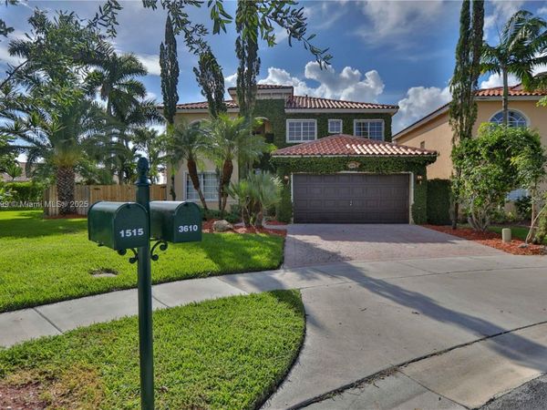 3610 NE 15th Dr, Homestead, FL 33033