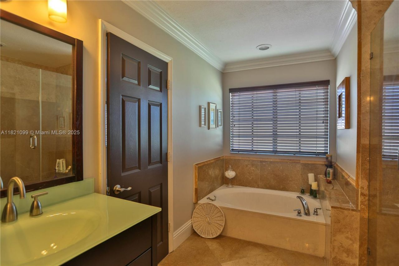 3610 NE 15th Dr, Homestead, FL 33033 Photo