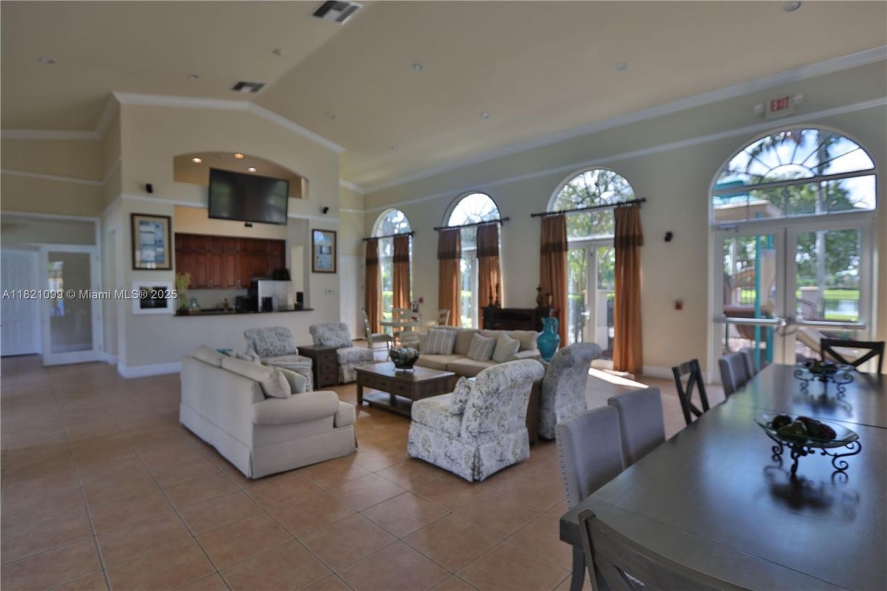 3610 NE 15th Dr, Homestead, FL 33033 Photo