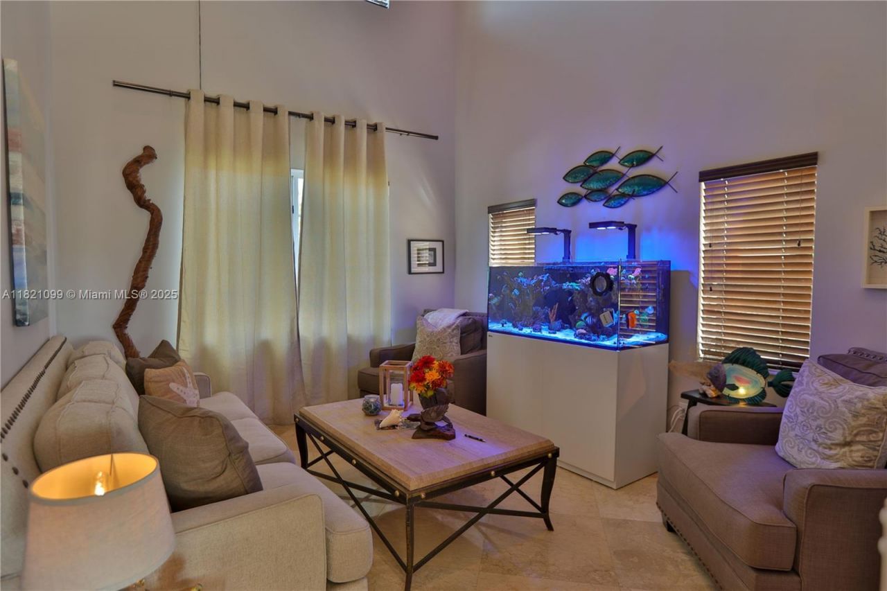 3610 NE 15th Dr, Homestead, FL 33033 Photo