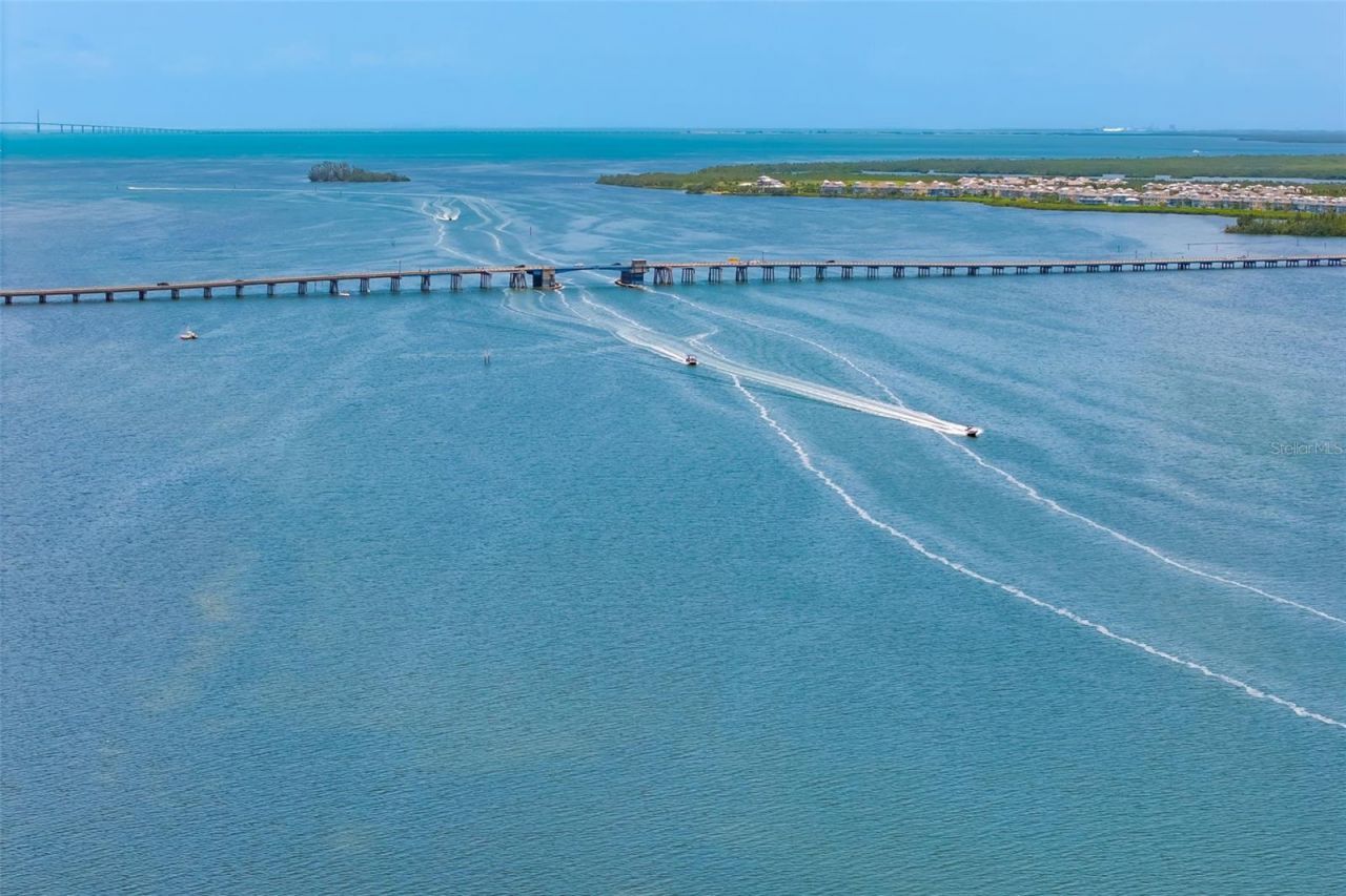 2513 Avenue B, Unit B, Bradenton Beach, FL 34217 Photo