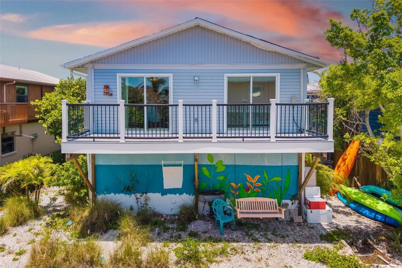 2513 Avenue B, Unit B, Bradenton Beach, FL 34217 Photo