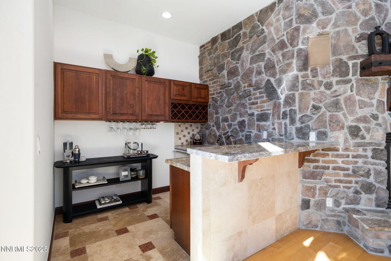 12900 Silver Wolf Road, Reno, NV 89511 Photo