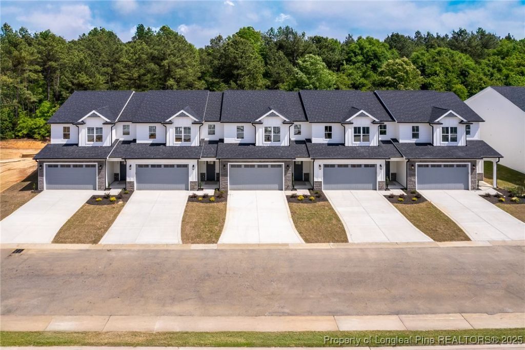 3030 Candlelight Drive, Fayetteville, NC 28311 Main Photo