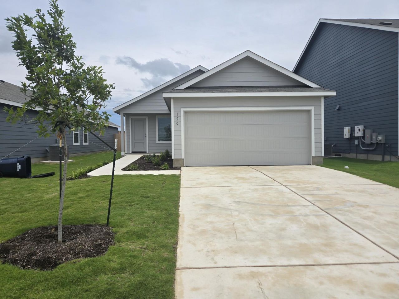 120 Burt Rainey Ln, Jarrell, TX 76537 Main Photo