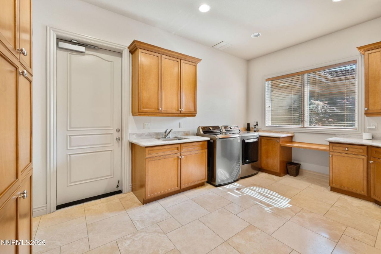 3387 Nambe Drive, Reno, NV 89511 Photo