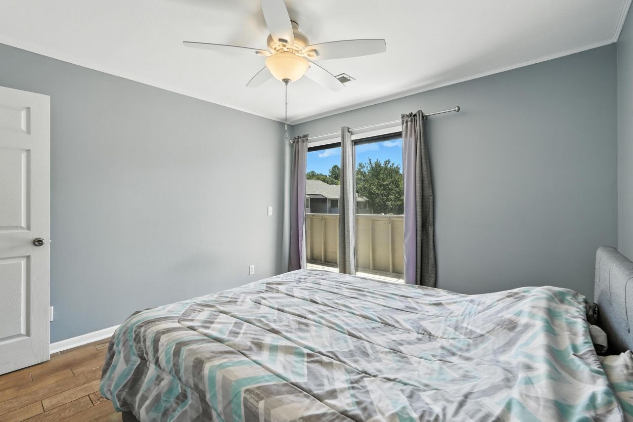 607 Greencastle Drive Photo 22