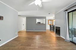 607 Greencastle Drive photo 4