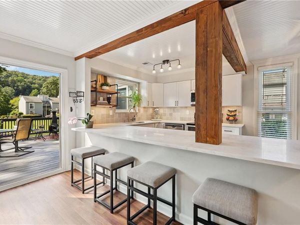 1027 Riverbend Club Drive SE, Atlanta, GA 30339