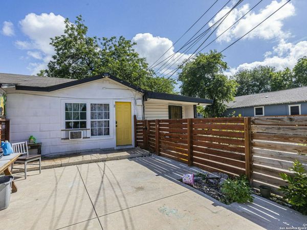 435 Gould, San Antonio, TX 78207