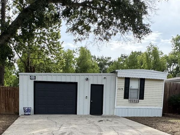 1019 Gabriel Street, Breaux Bridge, LA 70517