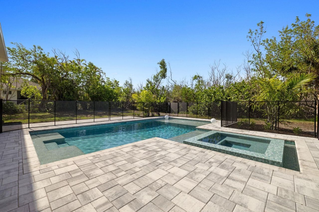 1448 Albatross Rd, Sanibel, FL 33957 Photo