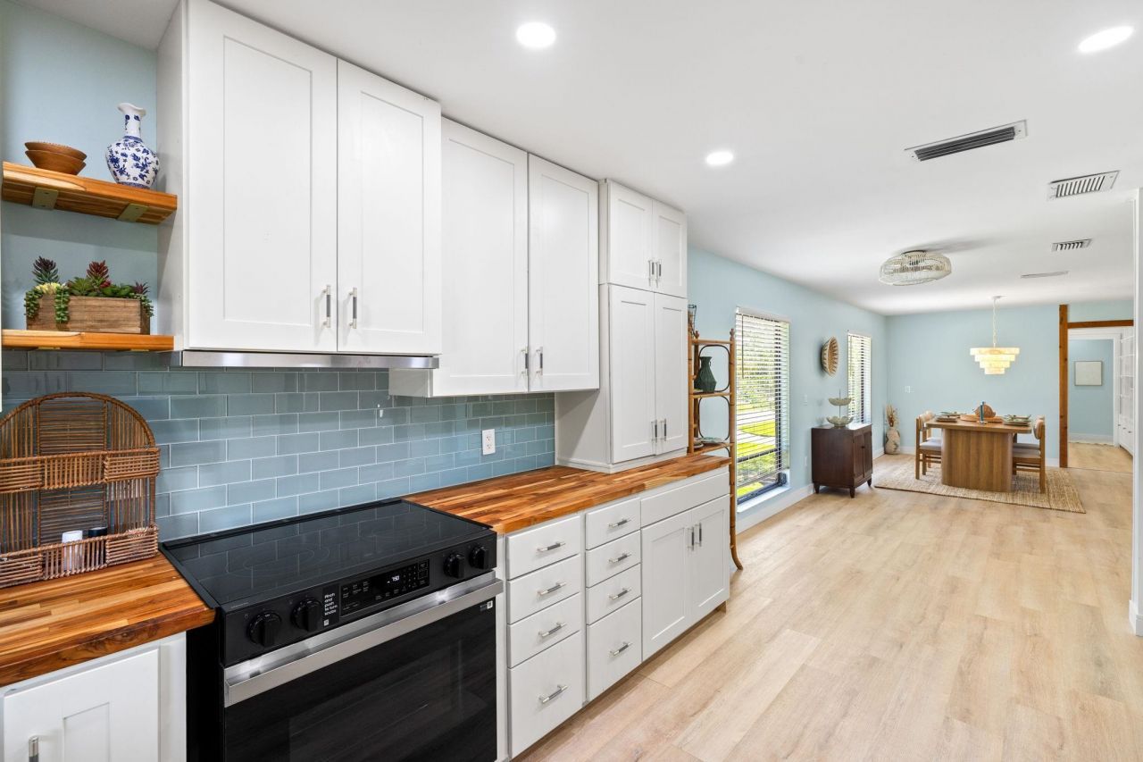 1448 Albatross Rd, Sanibel, FL 33957 Photo