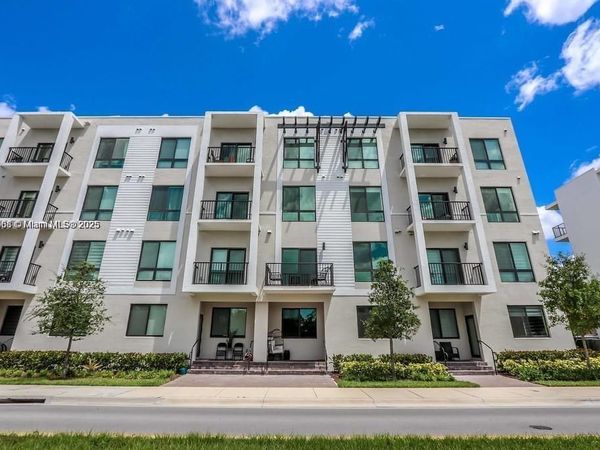 8363 NW 41st St, Unit A-109, Doral, FL 33166