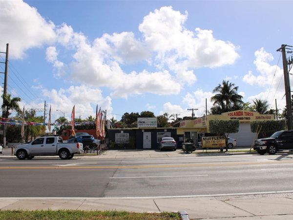 2045 E 4th Ave, Hialeah, FL 33010