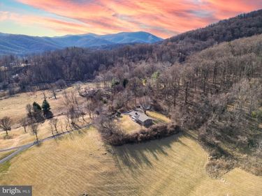 40 ANTIQUE LANE, SPERRYVILLE, VA 22740