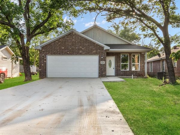 1510 N wilhite Street, Cleburne, TX 76031