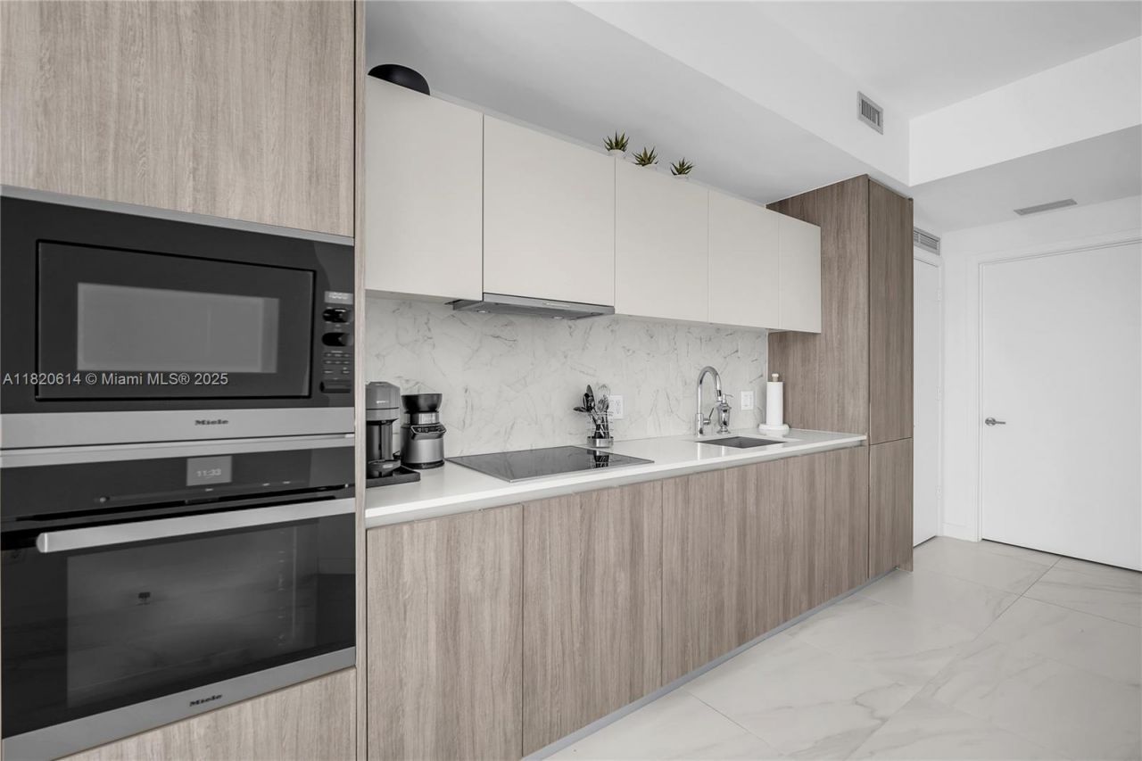 2900 NE 7th Ave, Unit 1806, Miami, FL 33137 Photo