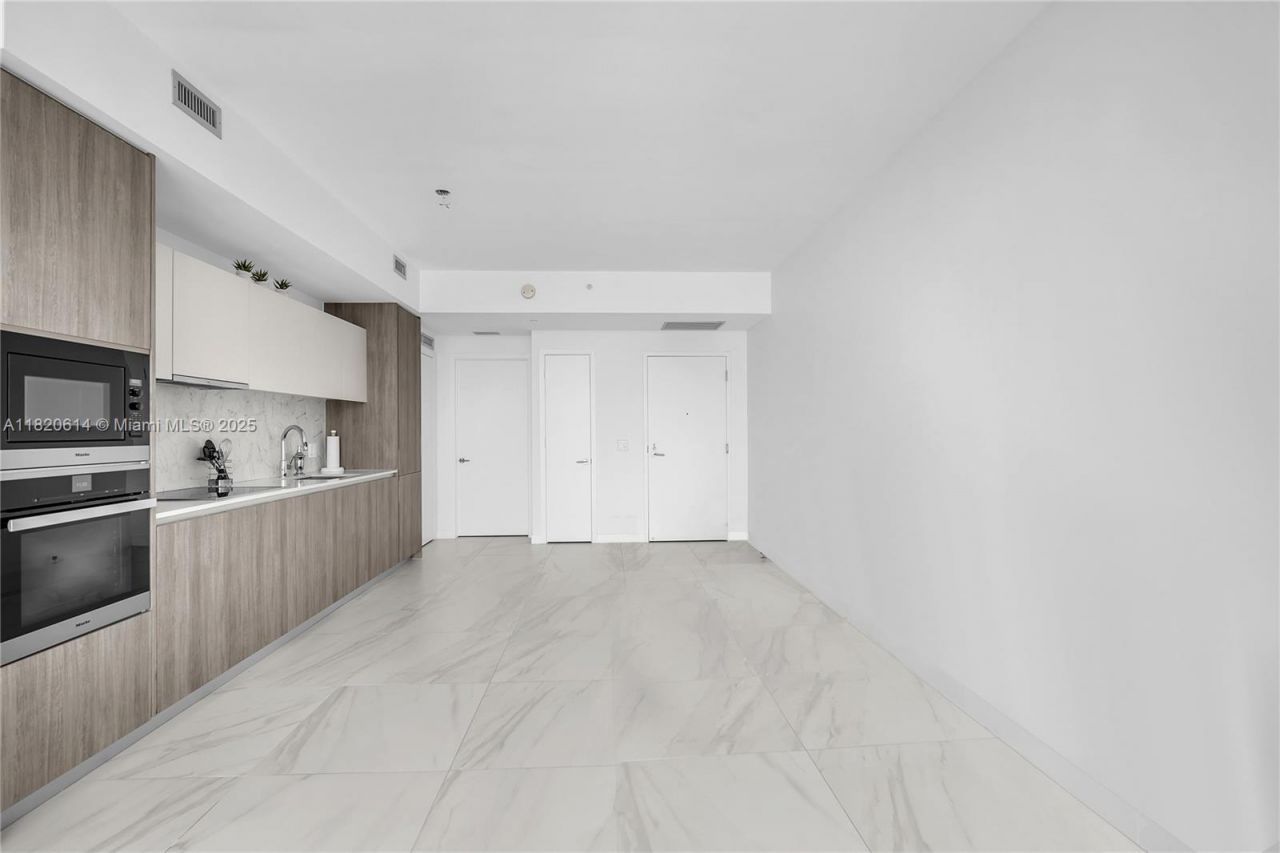 2900 NE 7th Ave, Unit 1806, Miami, FL 33137 Photo