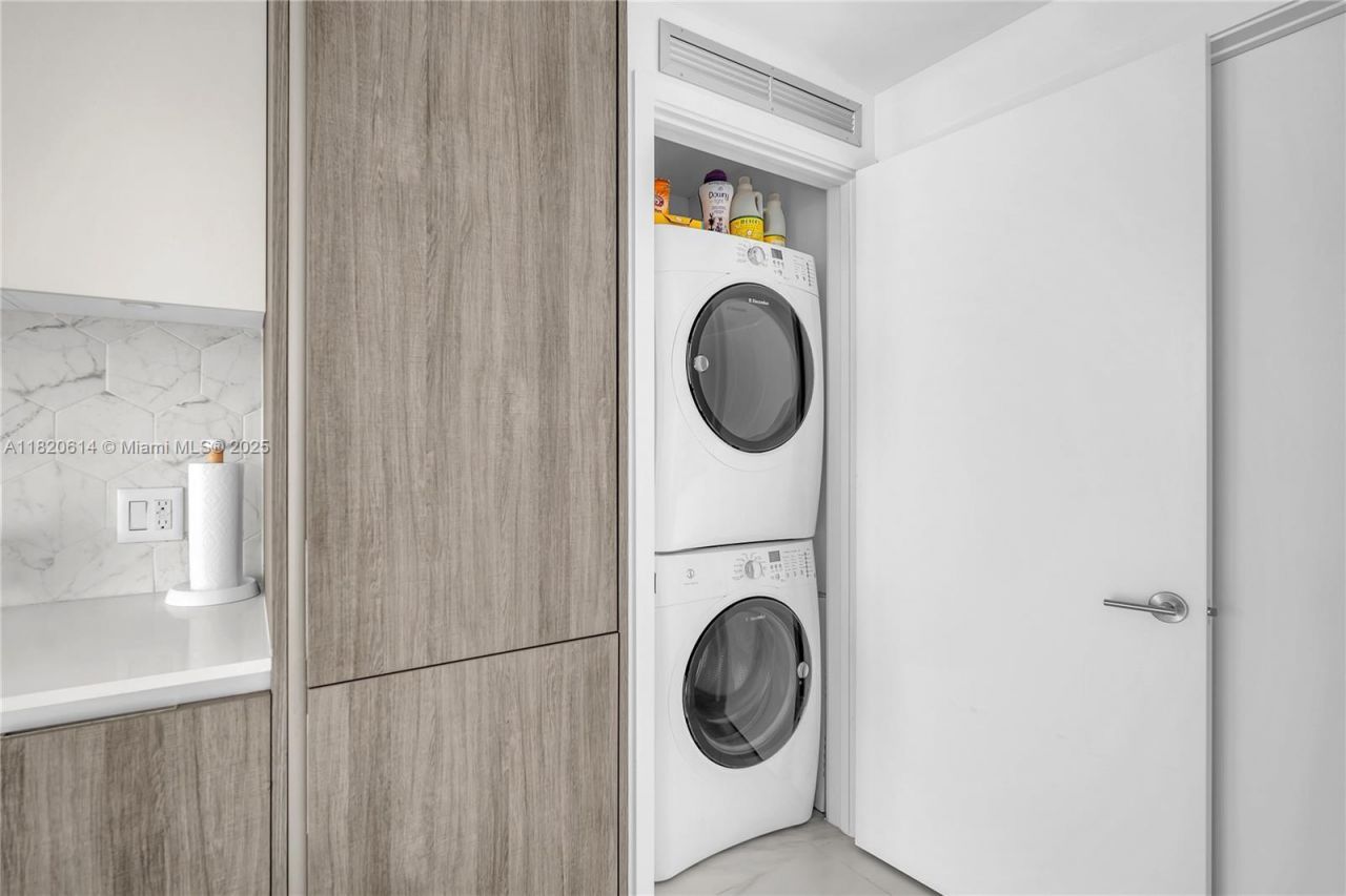 2900 NE 7th Ave, Unit 1806, Miami, FL 33137 Photo