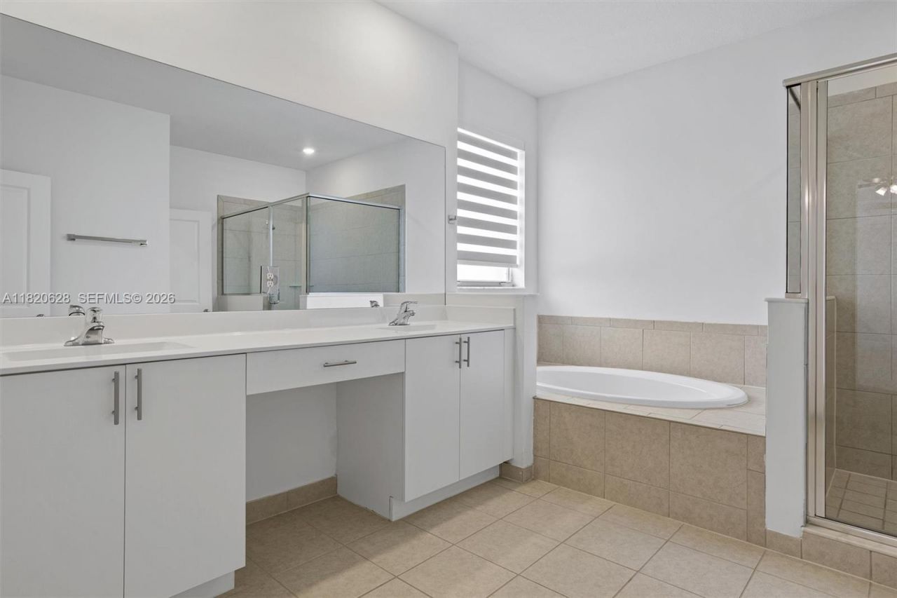 21205 SW 127th Ct, Miami, FL 33177 Photo