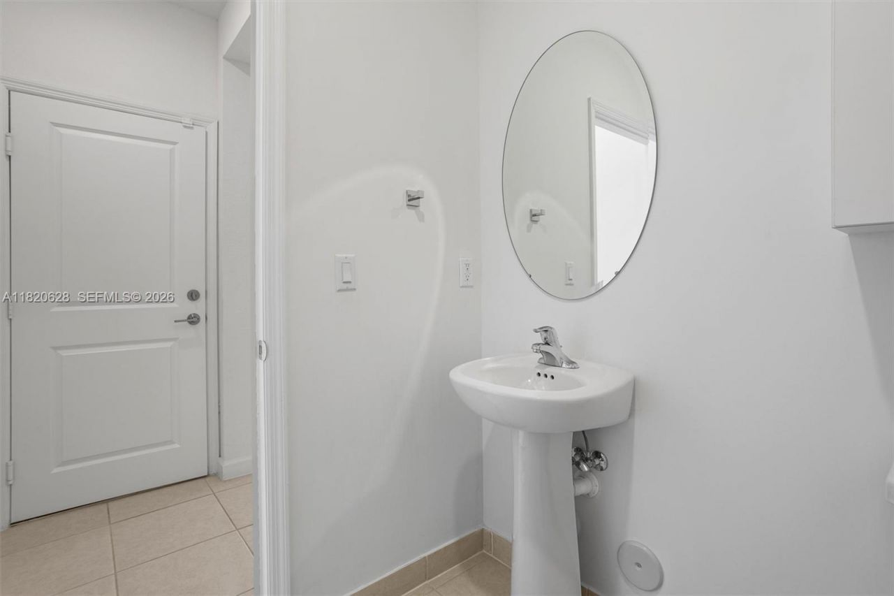 21205 SW 127th Ct, Miami, FL 33177 Photo