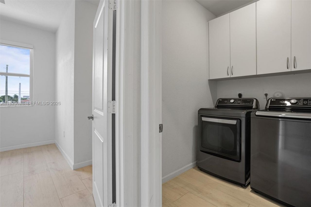 21205 SW 127th Ct, Miami, FL 33177 Photo