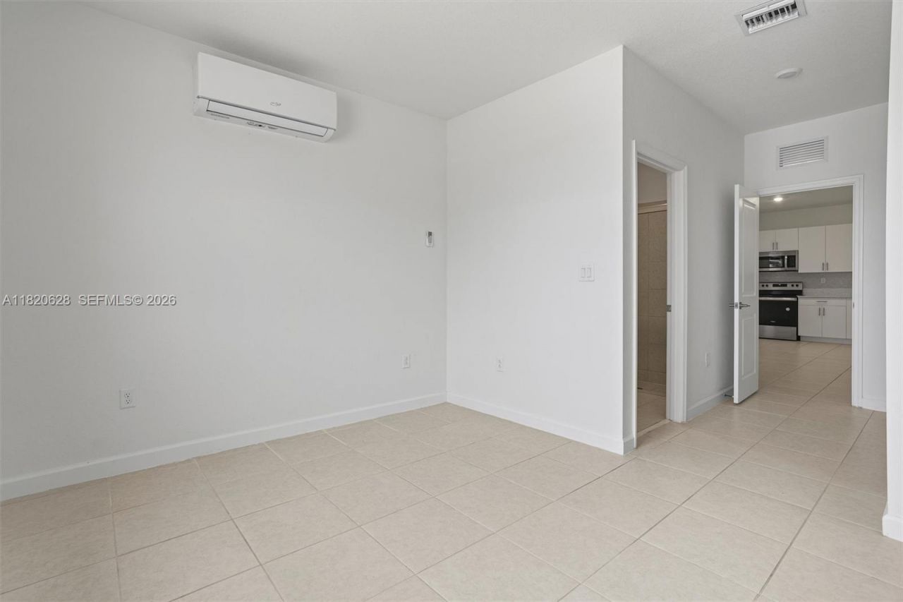 21205 SW 127th Ct, Miami, FL 33177 Photo