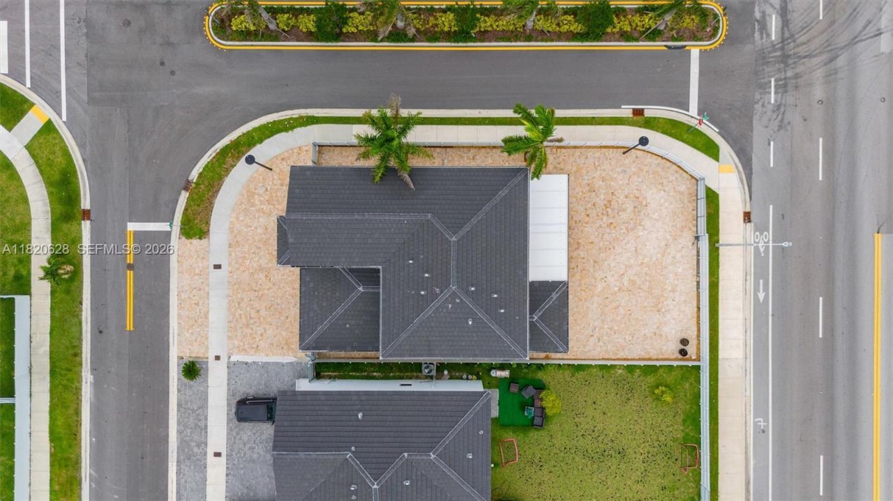 21205 SW 127th Ct, Miami, FL 33177 Photo