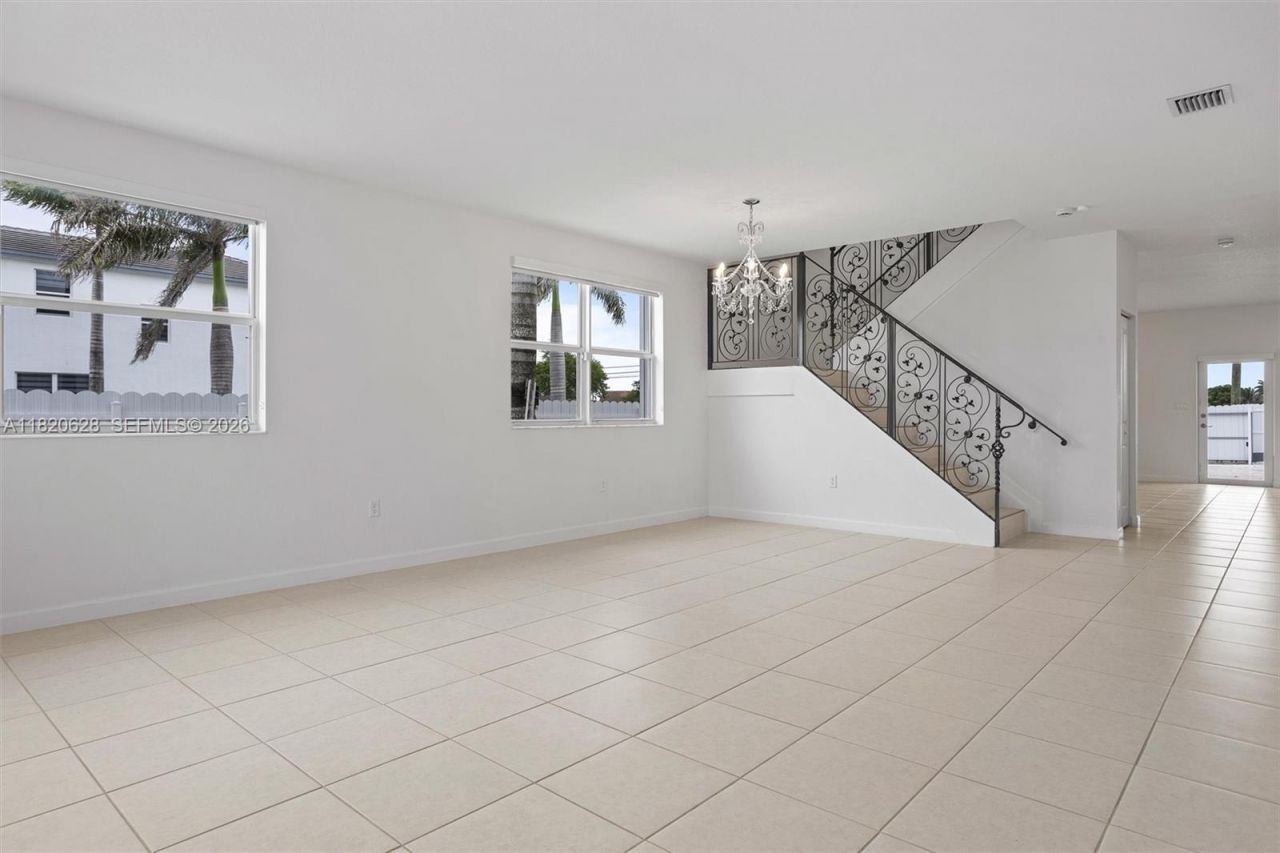 21205 SW 127th Ct, Miami, FL 33177 Photo