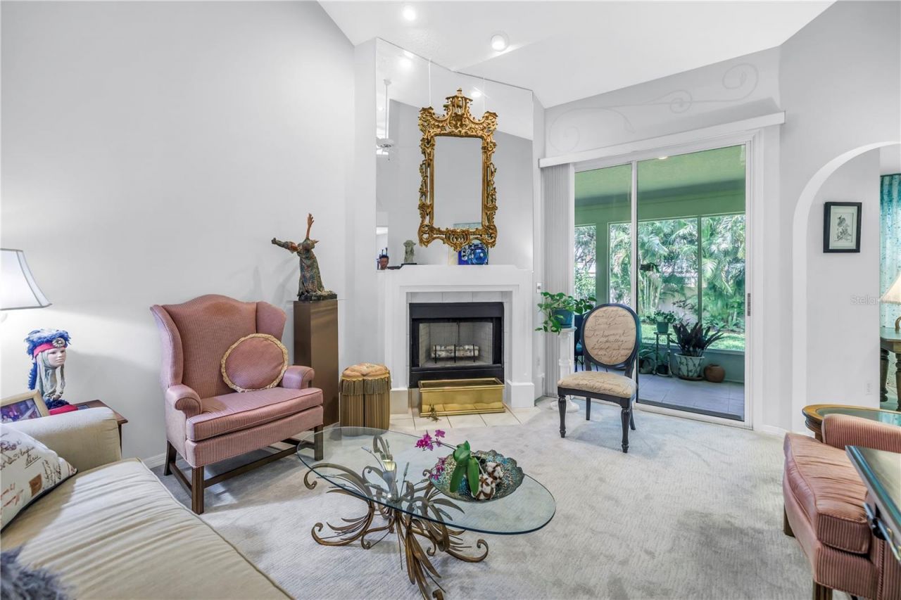 5090 White Pine Circle Ne, Saint Petersburg, FL 33702 Photo