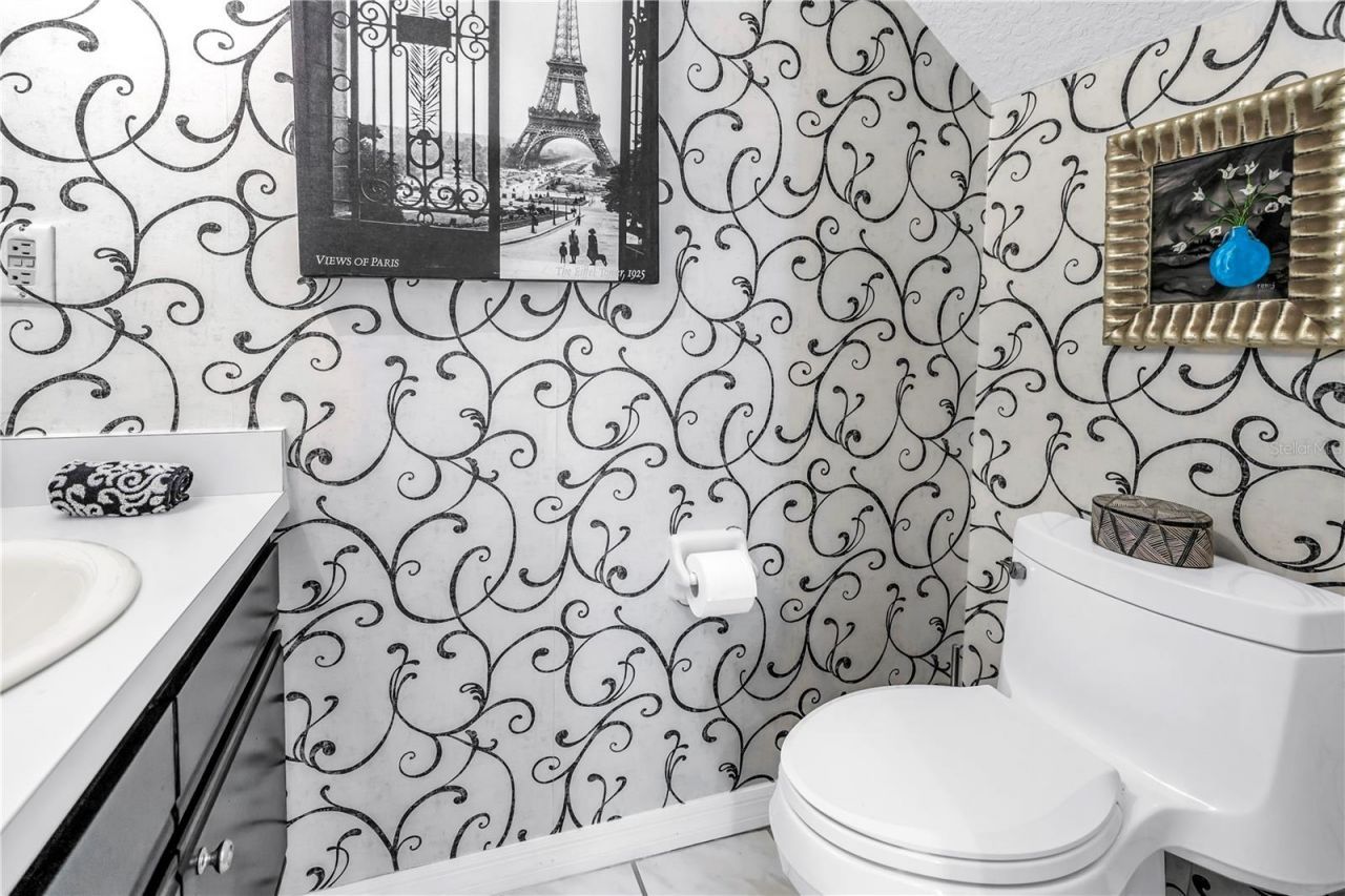 5090 White Pine Circle Ne, Saint Petersburg, FL 33702 Photo