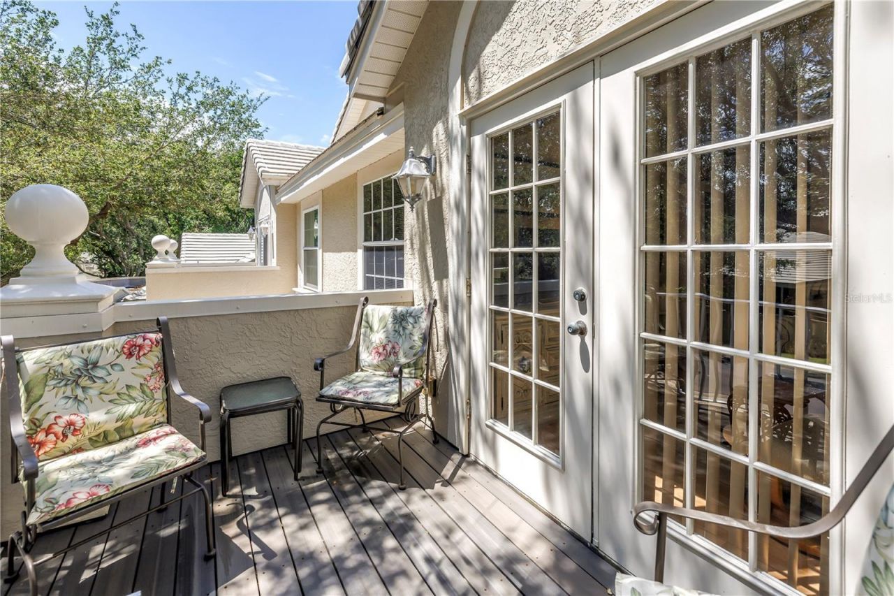 5090 White Pine Circle Ne, Saint Petersburg, FL 33702 Photo