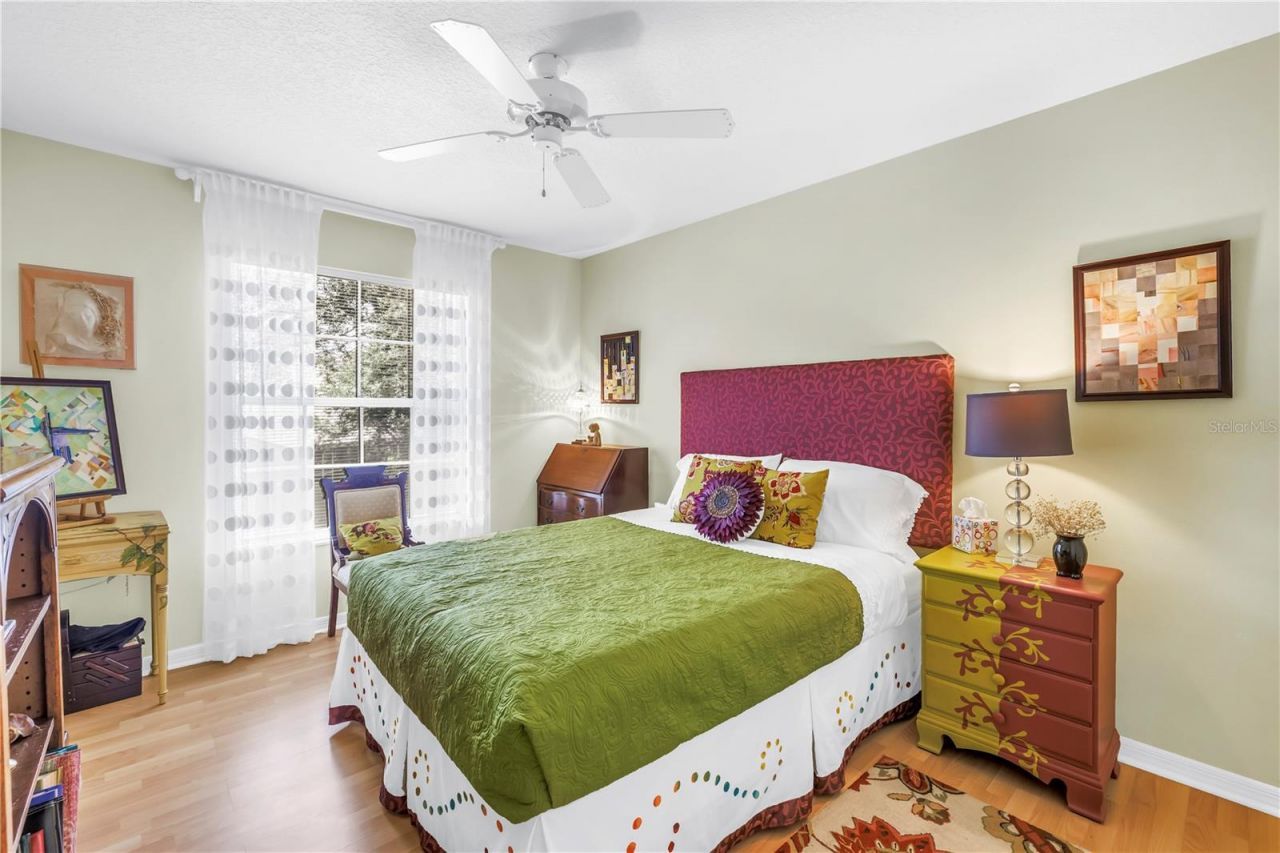 5090 White Pine Circle Ne, Saint Petersburg, FL 33702 Photo