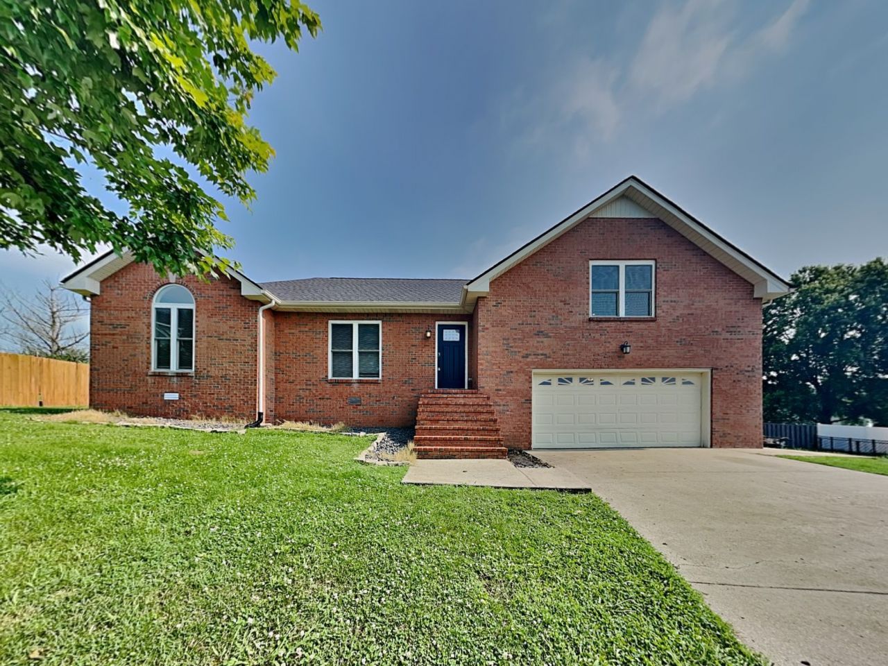 576 Deer Path, Gallatin, TN 37066 Main Photo