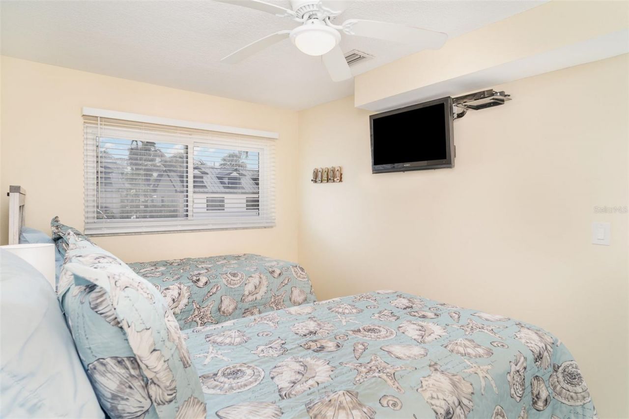 2310 Gulf Drive N, Unit 104, Bradenton Beach, FL 34217 Photo