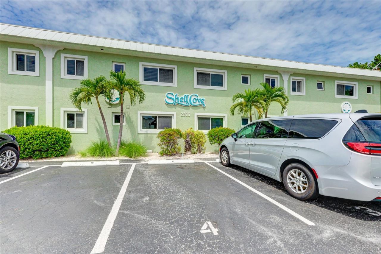 2310 Gulf Drive N, Unit 104, Bradenton Beach, FL 34217 Photo